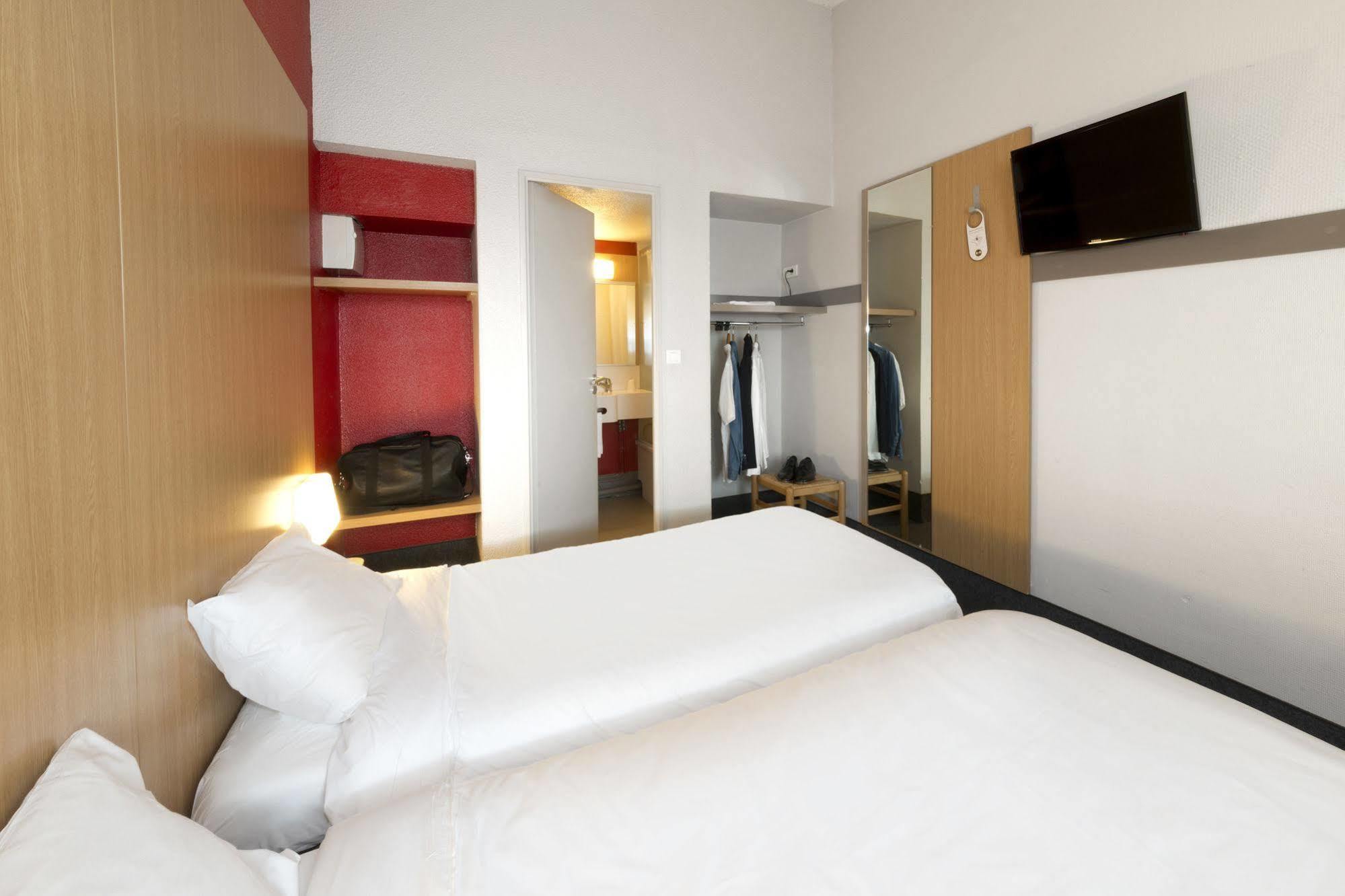B&B Hotel Nantes Parc Expos La Chapelle ภายนอก รูปภาพ